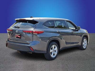 2023 Toyota Highlander LE