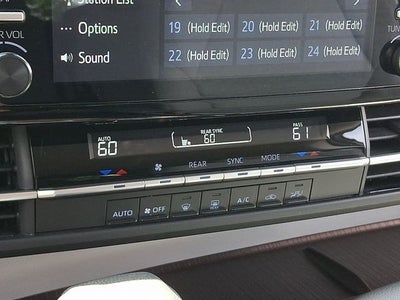 2024 Toyota Sienna LE 8 Passenger