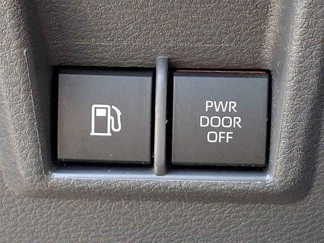 2024 Toyota Sienna LE 8 Passenger