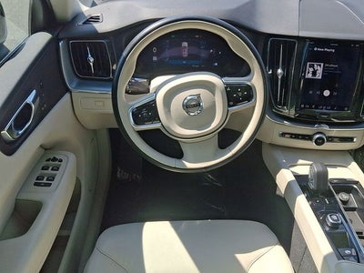 2023 Volvo XC60 B5 Core