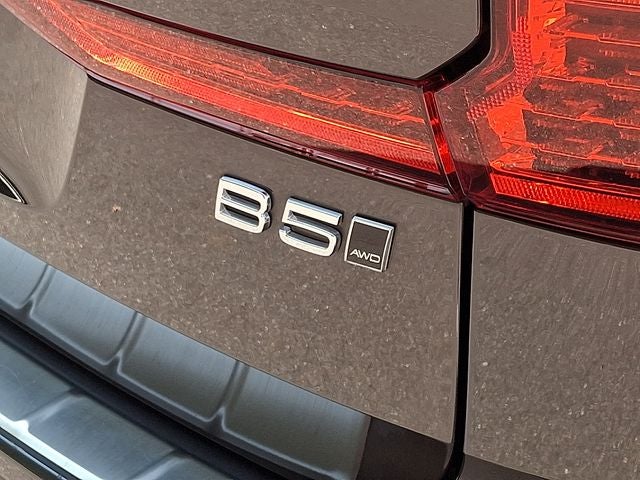2023 Volvo XC60 B5 Core