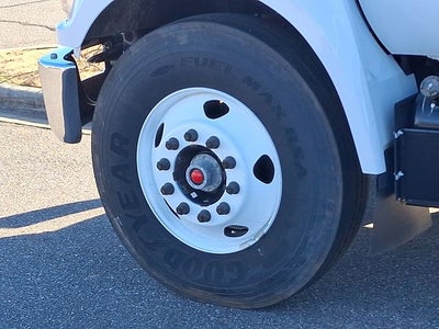 2023 Ford F-650SD Base