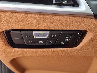 2025 BMW 3 Series 330i