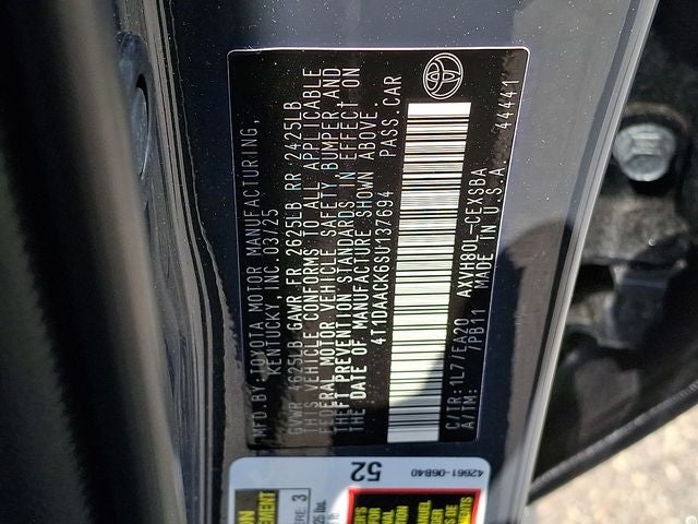 2025 Toyota Camry SE