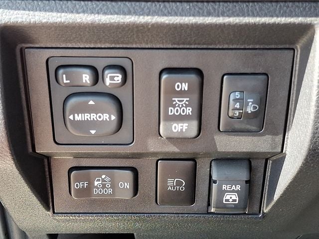 2019 Toyota Tundra Platinum 5.7L V8