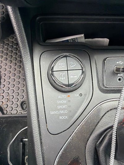 2022 Jeep Cherokee Trailhawk