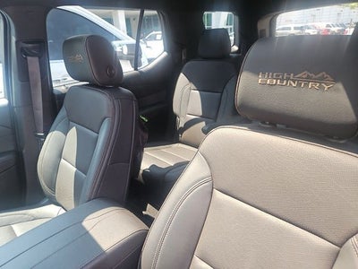 2023 Chevrolet Traverse High Country