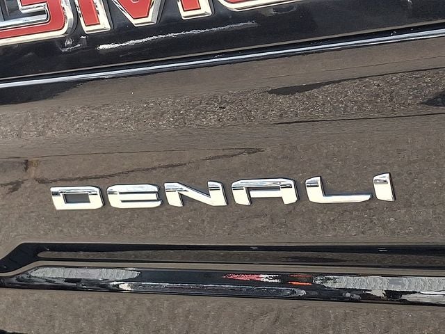2023 GMC Sierra 2500HD Denali