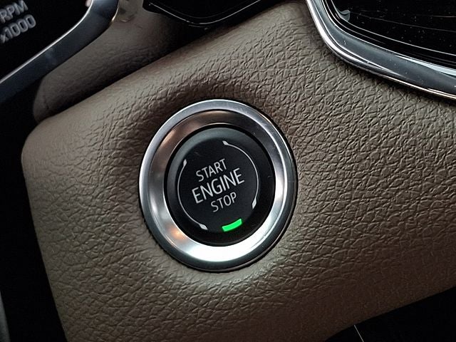 2025 GMC Canyon 4WD Denali