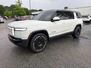 2025 Rivian R1S Adventure