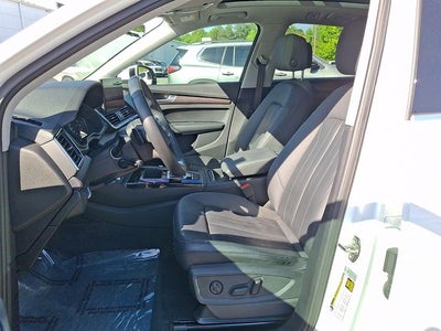 2022 Audi Q5 S line Premium