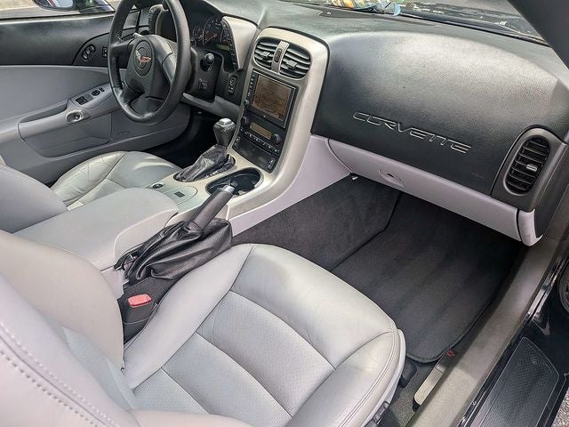 2005 Chevrolet Corvette Base