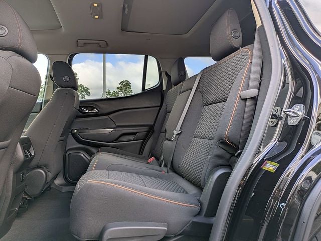 2017 GMC Acadia SLE-2