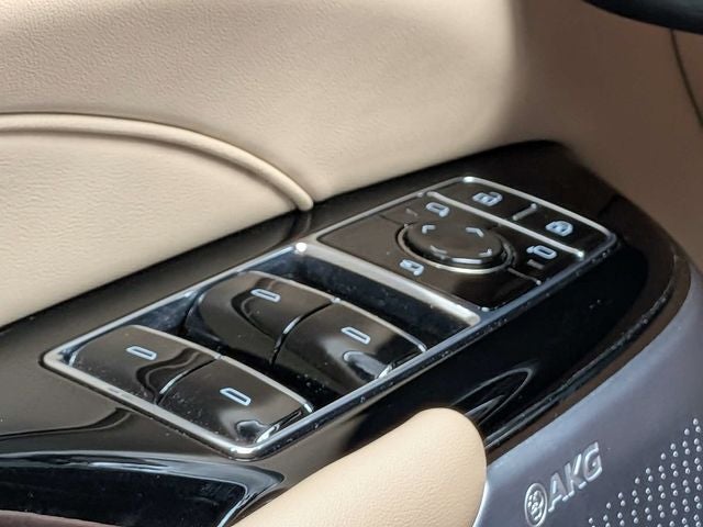 2026 Cadillac LYRIQ Signature Luxury