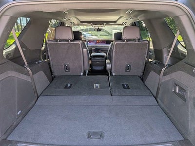 2025 Cadillac Escalade Premium Luxury