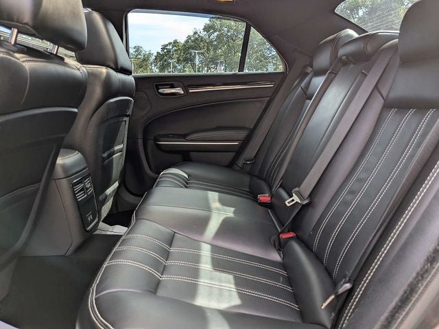 2022 Chrysler 300 S