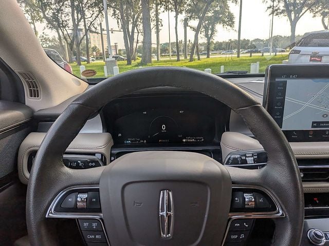 2022 Lincoln Nautilus Standard