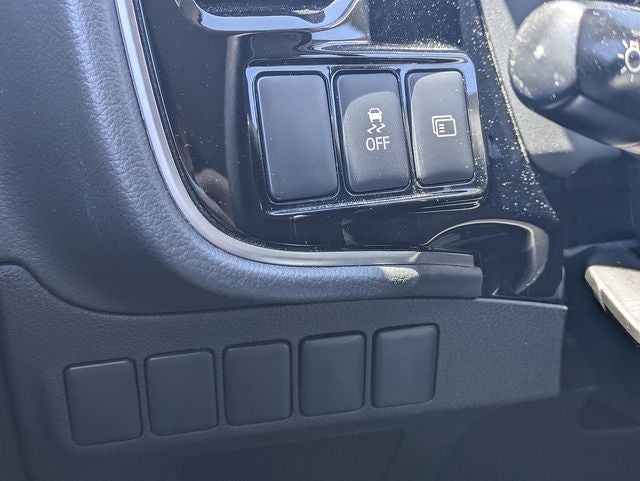 2017 Mitsubishi Outlander ES