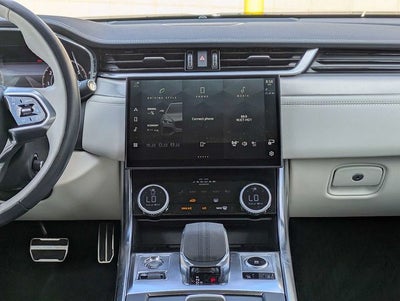 2024 Jaguar XF R-Dynamic SE
