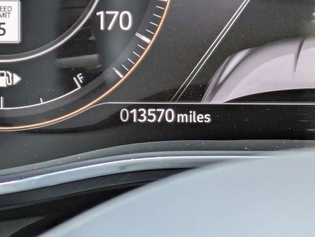 2024 Jaguar XF R-Dynamic SE