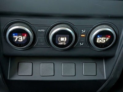 2023 Land Rover Defender 130 SE