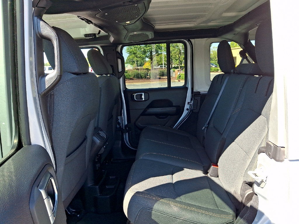 2024 Jeep Wrangler Sahara 4xe
