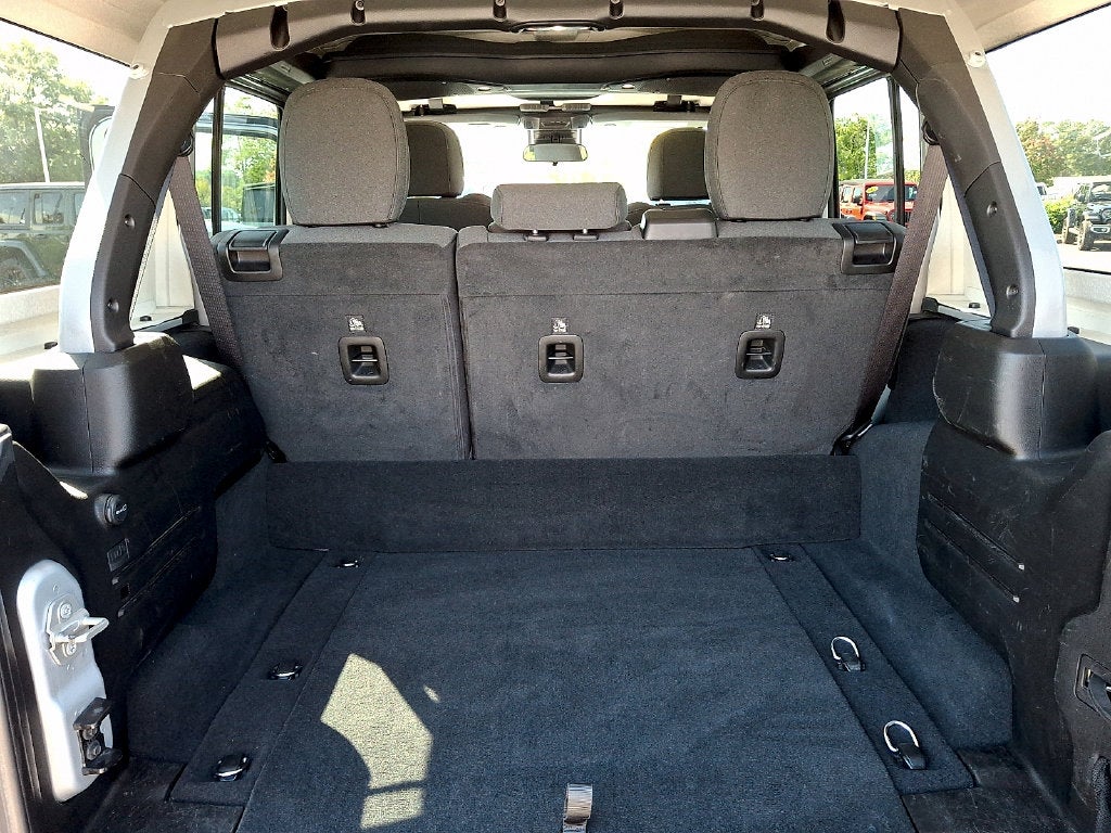 2024 Jeep Wrangler Sahara 4xe