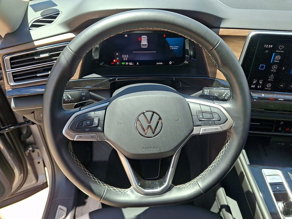 2025 Volkswagen Atlas 2.0T SE w/Technology
