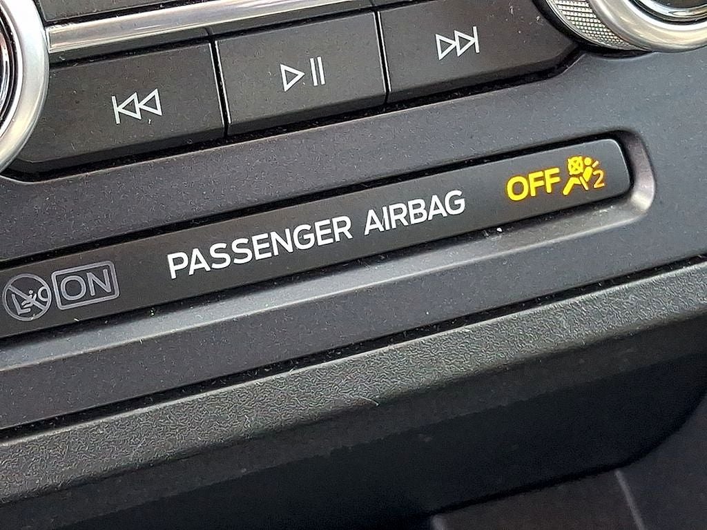 2022 Ford Edge SE