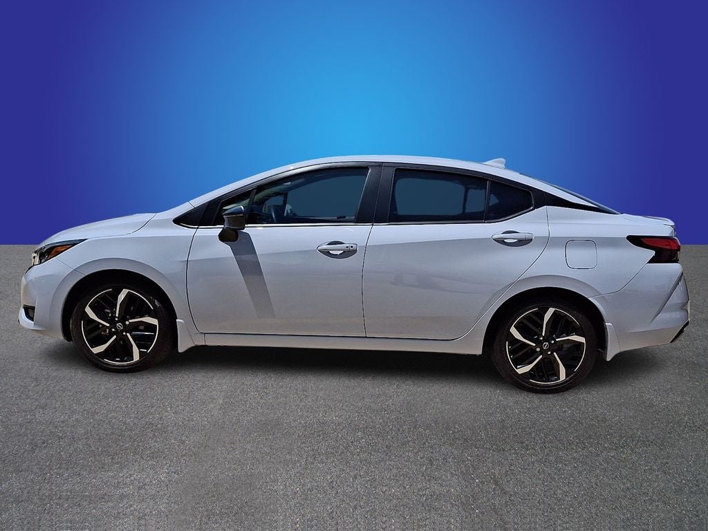2025 Nissan Versa 1.6 SR