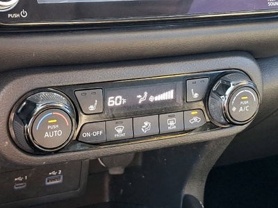 2023 Nissan Kicks SR