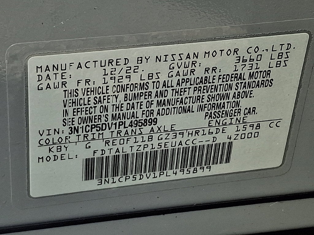 2023 Nissan Kicks SR