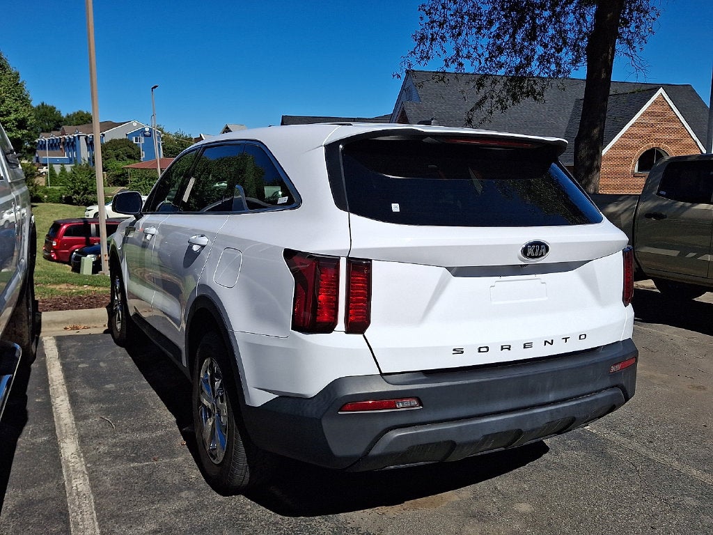 2021 Kia Sorento LX