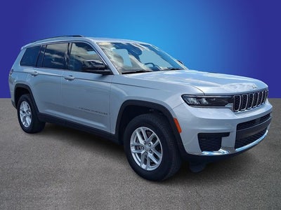 2023 Jeep Grand Cherokee L Laredo 4x4