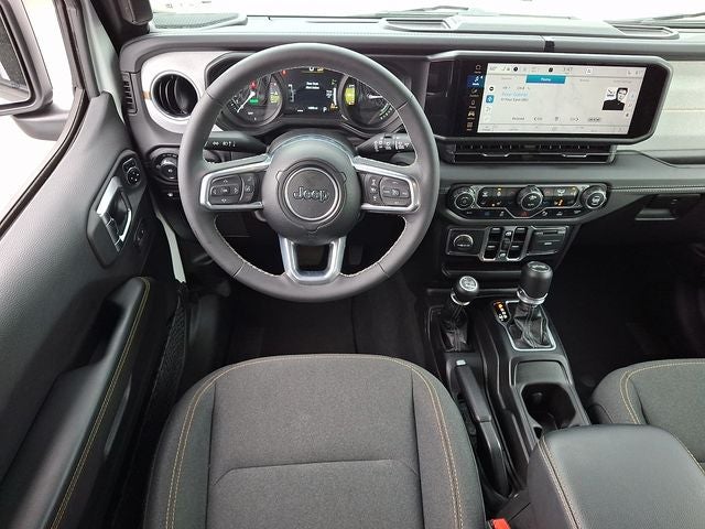 2025 Jeep Wrangler Sahara 4xe