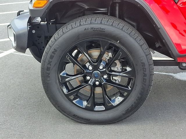 2025 Jeep Wrangler Sahara 4xe