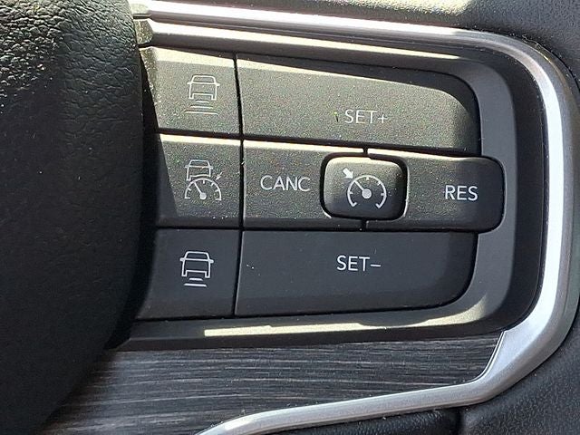 2023 Jeep Wagoneer L Series III 4x2