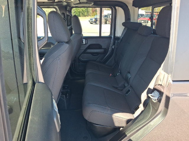2023 Jeep Gladiator Overland 4x4