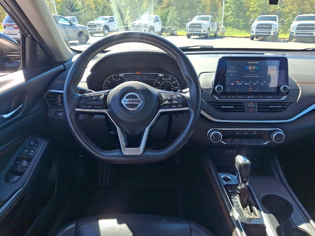 2020 Nissan Altima SR FWD