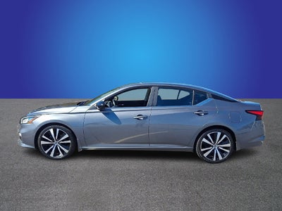 2020 Nissan Altima SR FWD