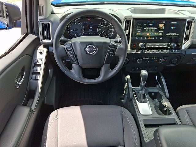 2025 Nissan Frontier Crew Cab SV 4x4