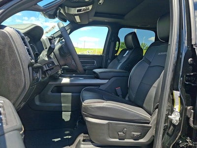 2025 RAM 2500 Laramie Crew Cab 4x4 6'4' Box