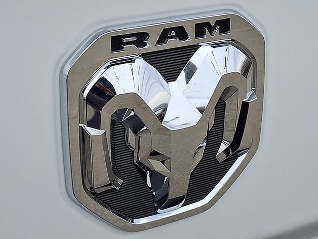 2024 RAM 2500 Tradesman Regular Cab 4x4 8' Box
