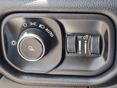 2019 RAM 2500 Big Horn Crew Cab 4x4 6'4' Box
