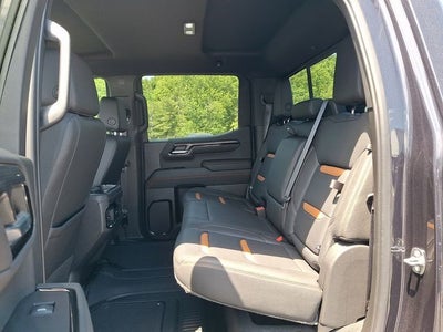 2022 GMC Sierra 1500 4WD Crew Cab Short Box AT4